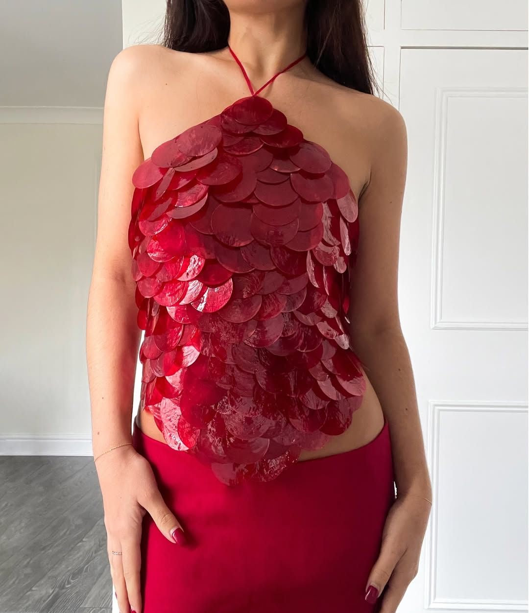 Red Shell Top – Liyokki